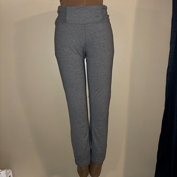 Lululemon Size 6 Athletic Leggings Y2K Low Rise Heather Gray Exercise Pants - Picture 1 of 8